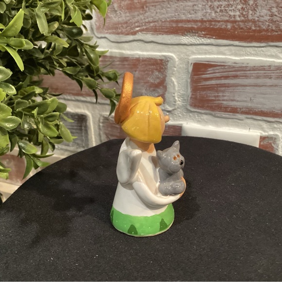 Vintage Hand Made in Poland Ceramic Crafted Little Angel Figurine with Her Cat - Picture 5 of 8